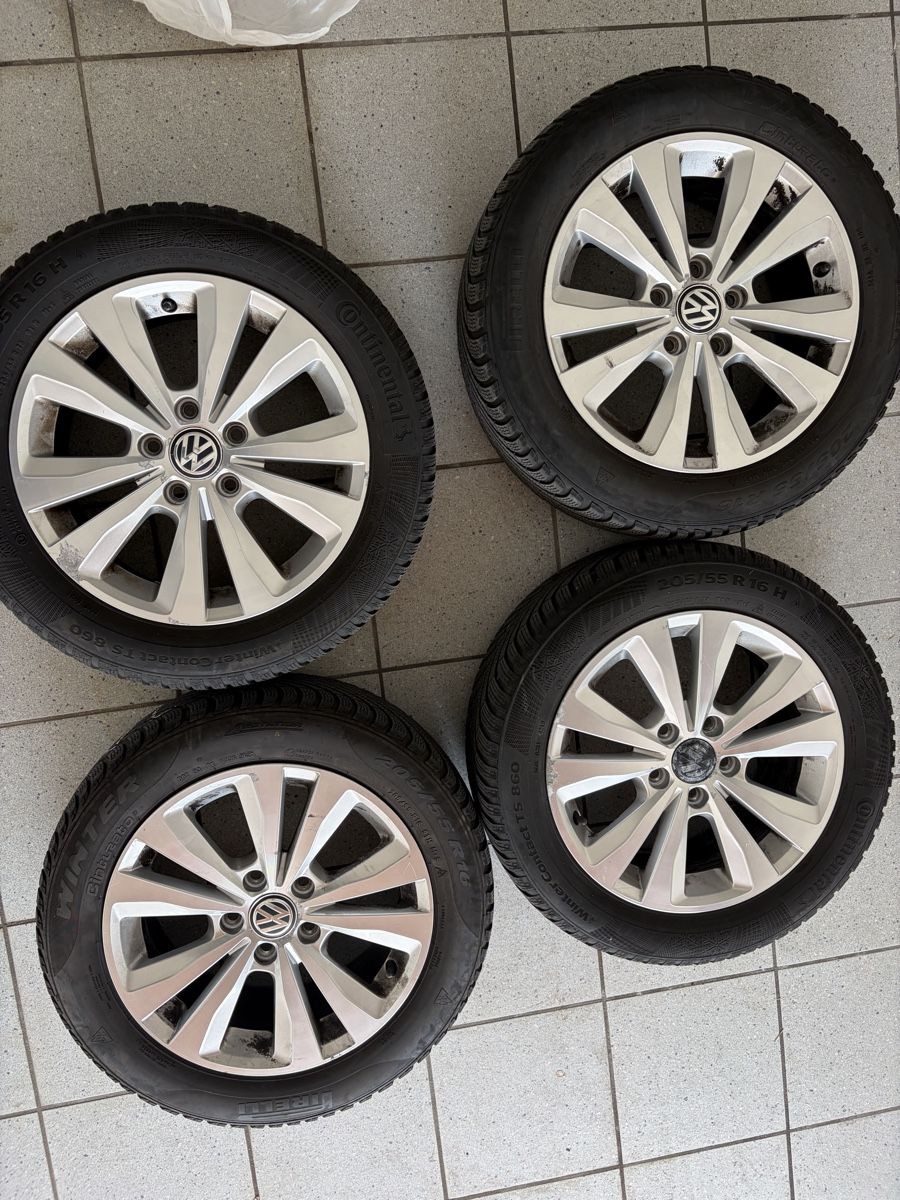 Pneumatici & Ruote complete: Original Winterräder VW Golf 7 – Usato da Triesen venduto da nikii01 1