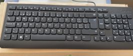 Lenovo Essential USB-Tastatur in schwarz