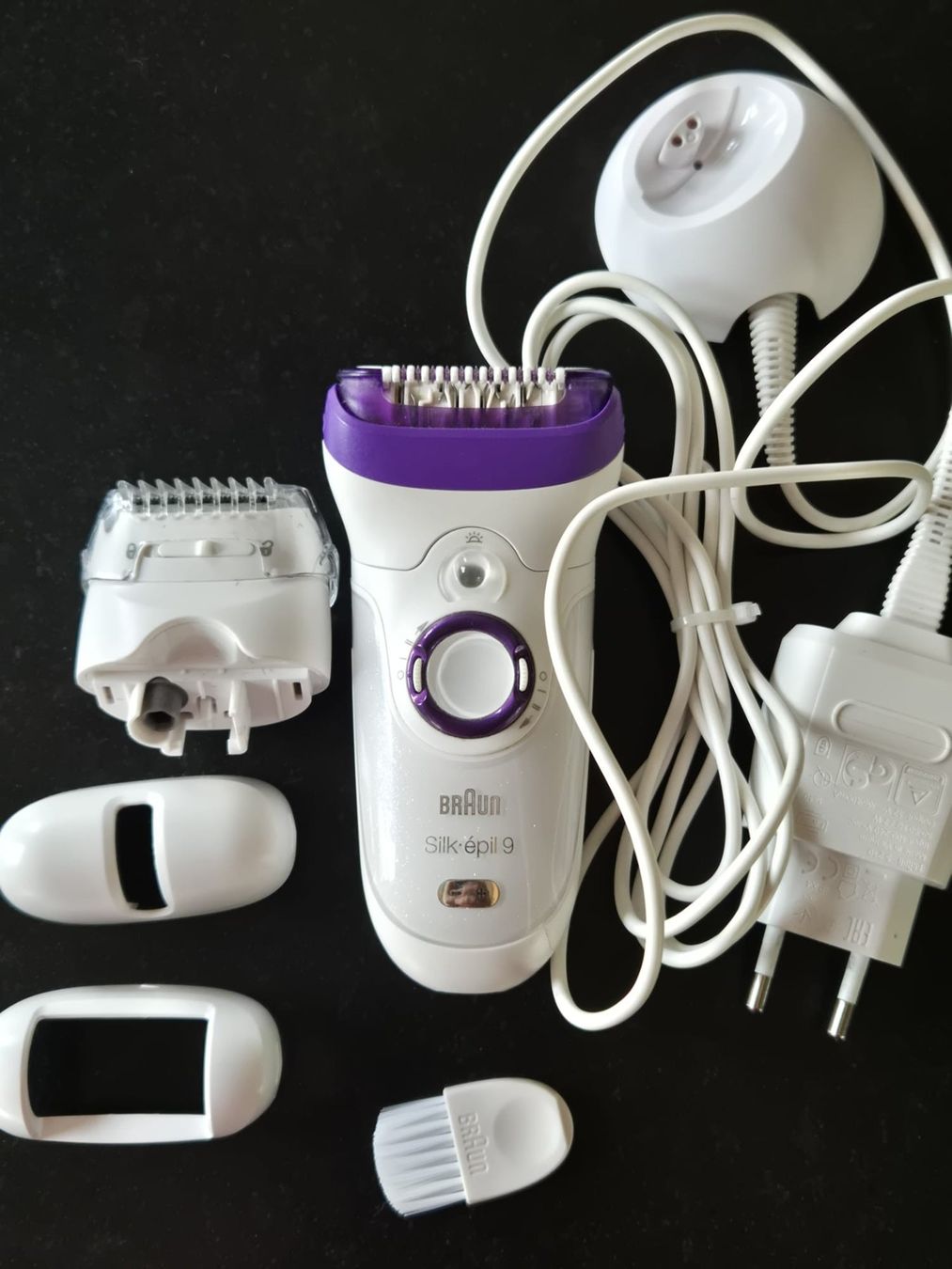 Braun Epiliergeräte: Braun Silk épil 9 mit Trimmeraufsatz – Gebraucht aus Bassersdorf von Chigge