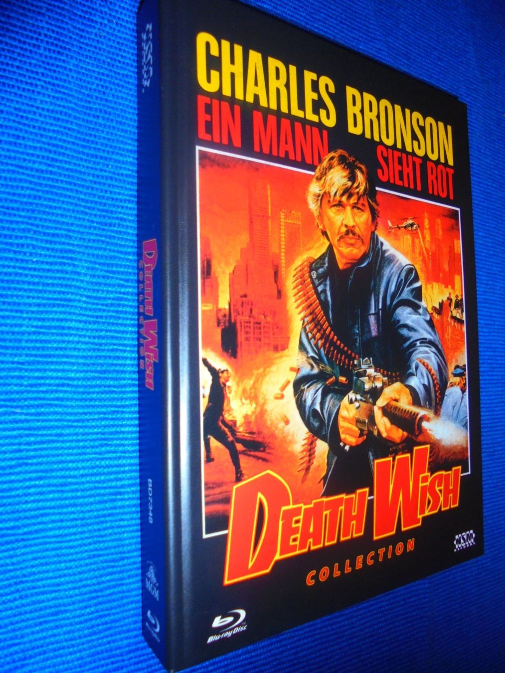Tutti i DVDs: Mediabook Ein Mann sieht ROT 1-5/ TOTAL RAR !!blu-ray / RAR – Nuovo e nell'imballaggio originale da Wattenwil venduto da Firebird1 4