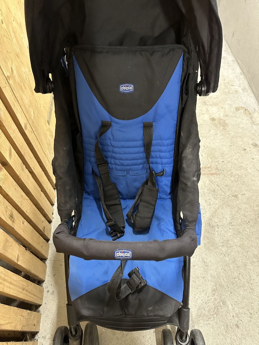 Chicco Kinderwagen: Poussette Chicco London Up - Compacte et maniable ! – Gebraucht aus Genève von Mag84