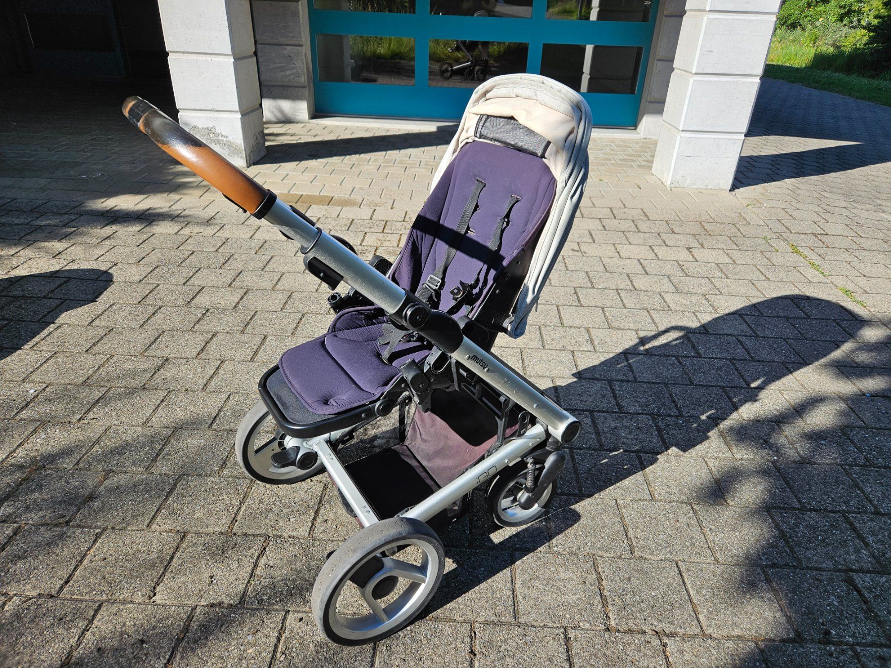 Mutsy Carrozzine: Gepflegter Mutsy Igo Kinderwagen – Usato da Ebikon venduto da majjo_m 1