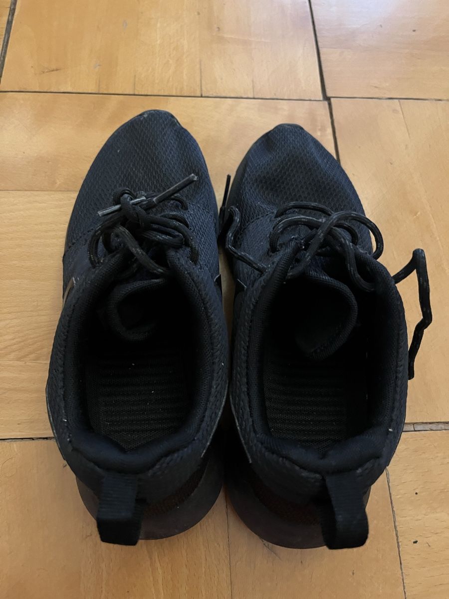 Nike Scarpe da uomo: Nike Sneaker – Nuovo (secondo la descrizione) da Zürich venduto da Shopmystyle 1
