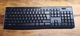 Logitech Tastatur und Maus mit extra Tastenaufdrucken