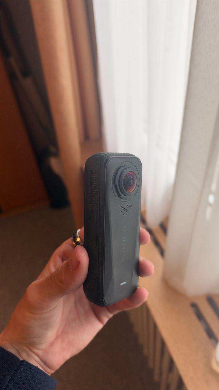 Insta360 Action Cam: Insta360 X4 Air – Gebraucht aus Grosshöchstetten von Misica 3