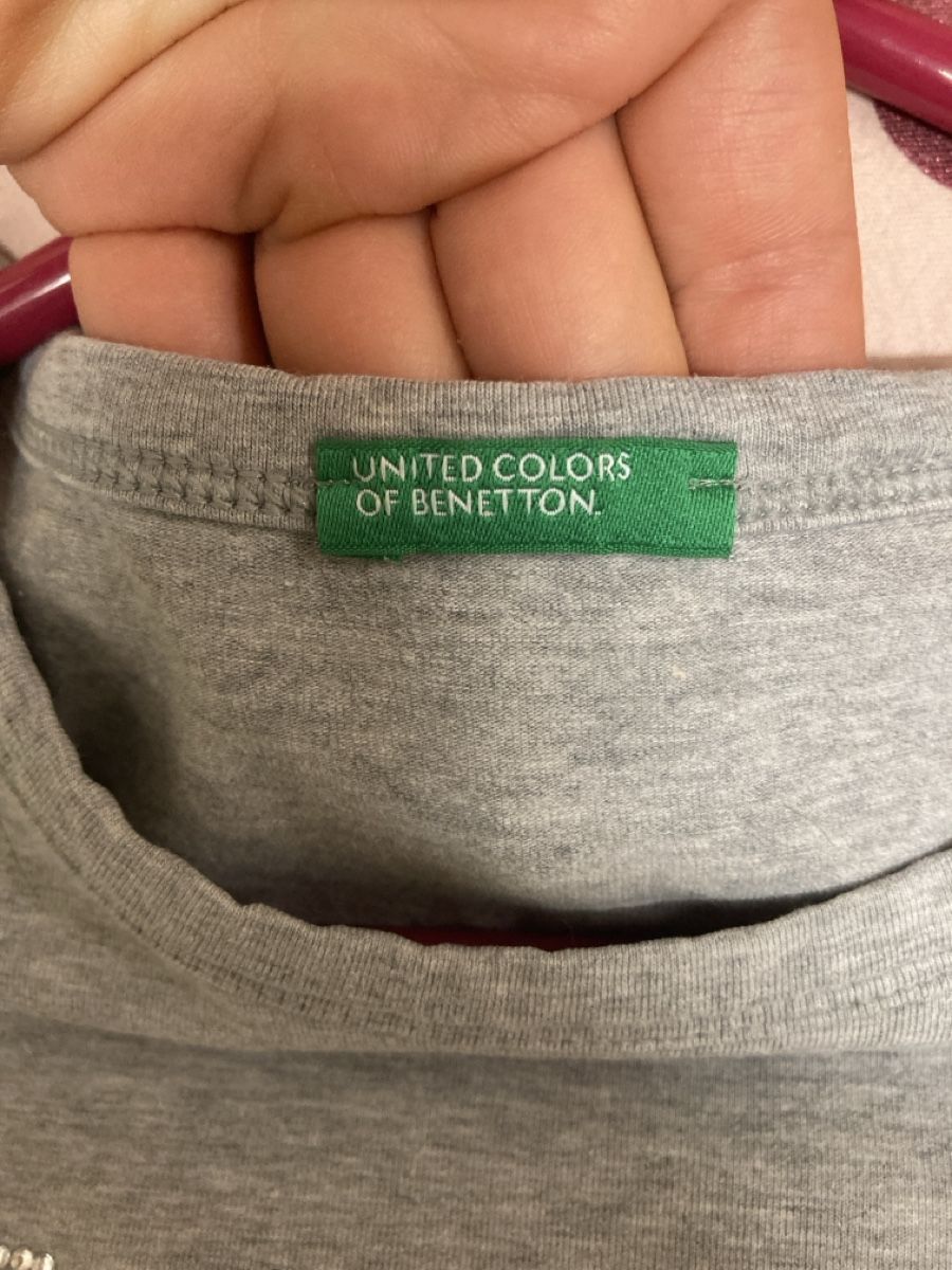 Benetton T-shirts: T-Shirt grau – D'occasion à Urtenen-Schönbühl par alessibas 2
