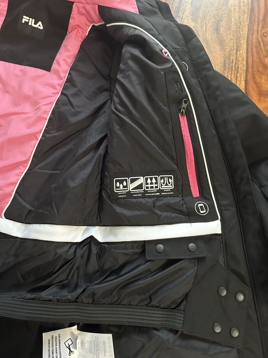 Fila Jacken: Fila Skijacke, Grösse M,  Neu !! – Neu und originalverpackt aus Zürich von Nutla 4
