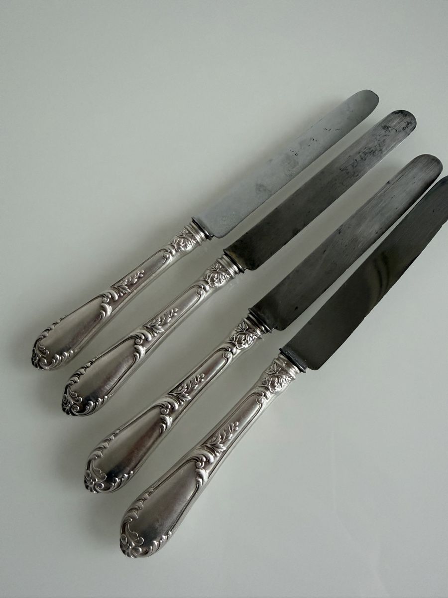 Posate: 4 couteaux vintage argent Minerve  style Rococo – Usato da Cressier FR venduto da Kvito4ka 1