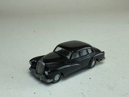 Wiking Mercedes 300 Adenauer schwarz