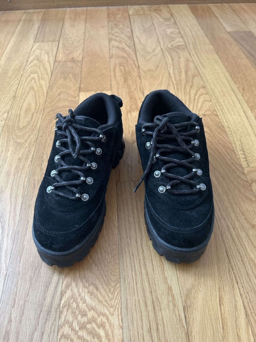Nike Herrenschuhe: Baskets noires Nike en daim taille 37.5 – Gebraucht aus Lausanne von liu7 1