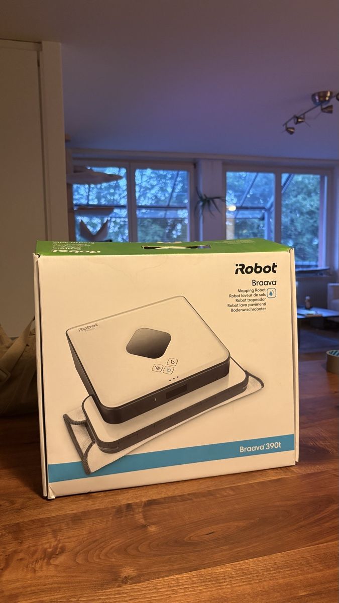 Irobot Aspirapolveri & Accessori: iRobot Braava 390t Bodenwischroboter neuwertig – Usato da Muttenz venduto da 777338666