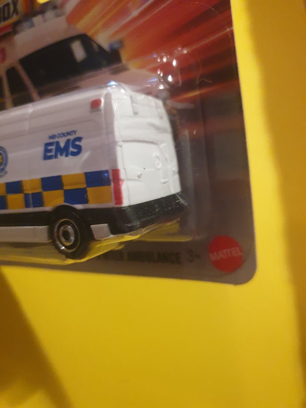 Matchbox Modellini d'auto: Matchbox 2024 MERCEDES-BENZ SPRINTER AMBULANCE – Nuovo e nell'imballaggio originale da Oftringen venduto da Rotor 6