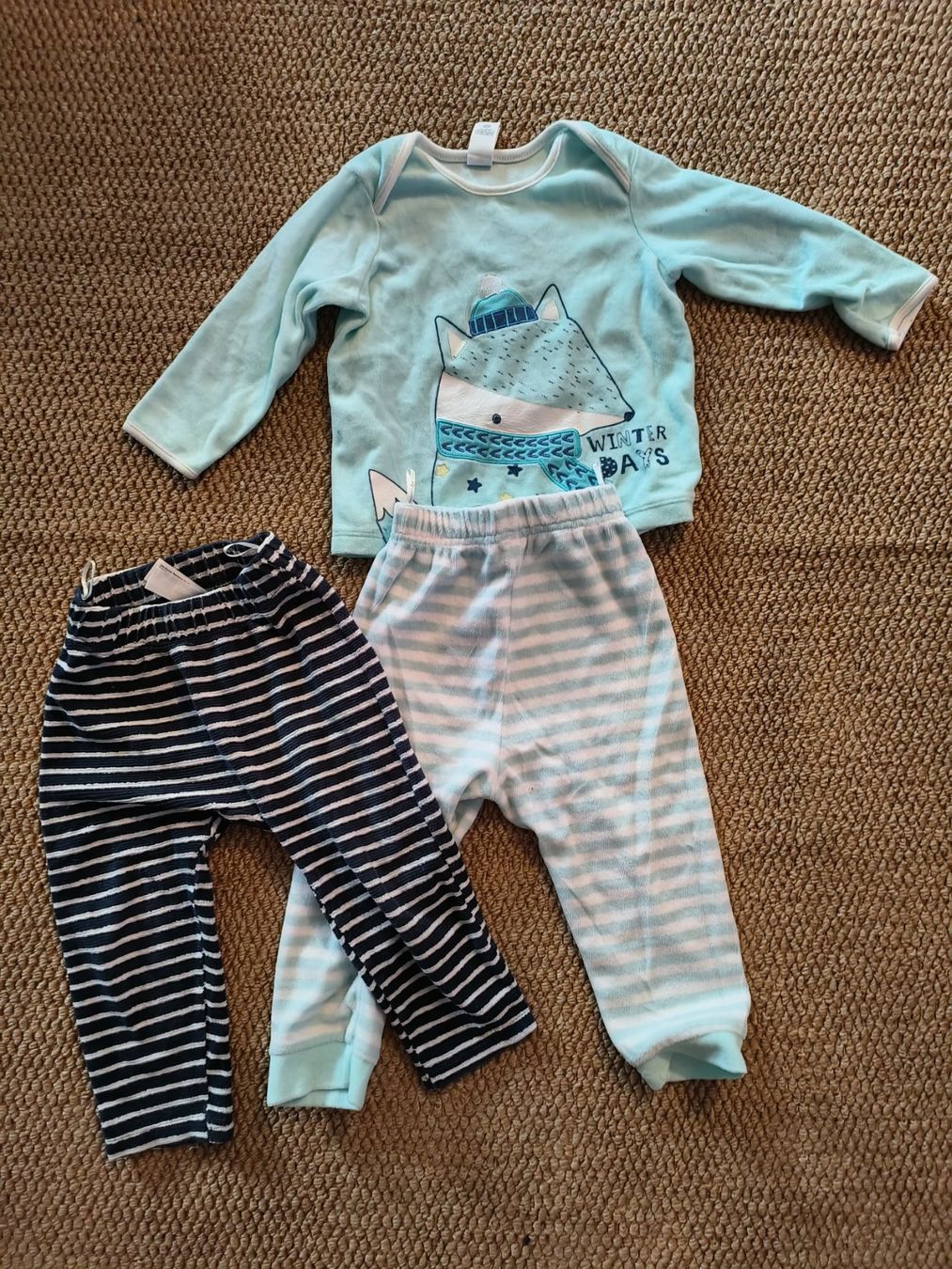 Lotti & Set di vestiti: Jungen Kleider Paket ,Gr 86 – Usato da Oftringen venduto da WufffWuff 1
