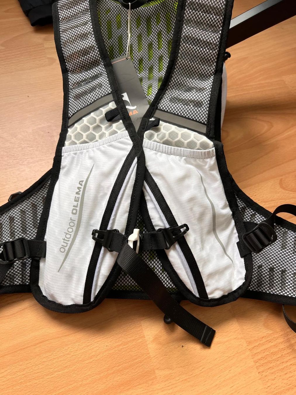 Rucksäcke: NEU Laufrucksack 16 L – Neu (gemäss Beschreibung) aus Schlieren von Fangolf 3