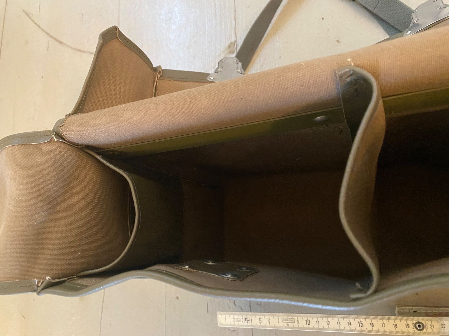 Schweizer Armee Borse: Militär Sanitärtasche – Usato da Winterthur venduto da nor_qtg7 3