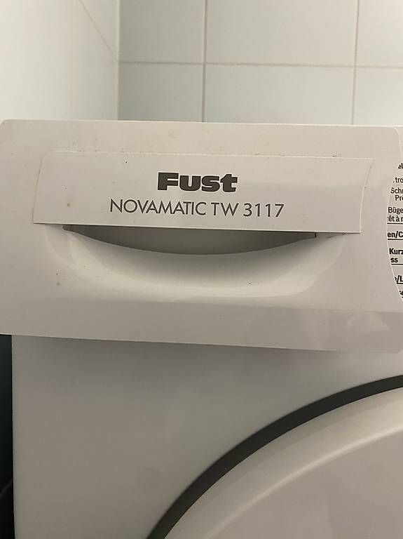 Waschmaschinen: Lave linge et sèche linge  – Gebraucht aus Gland von gil_8782 1