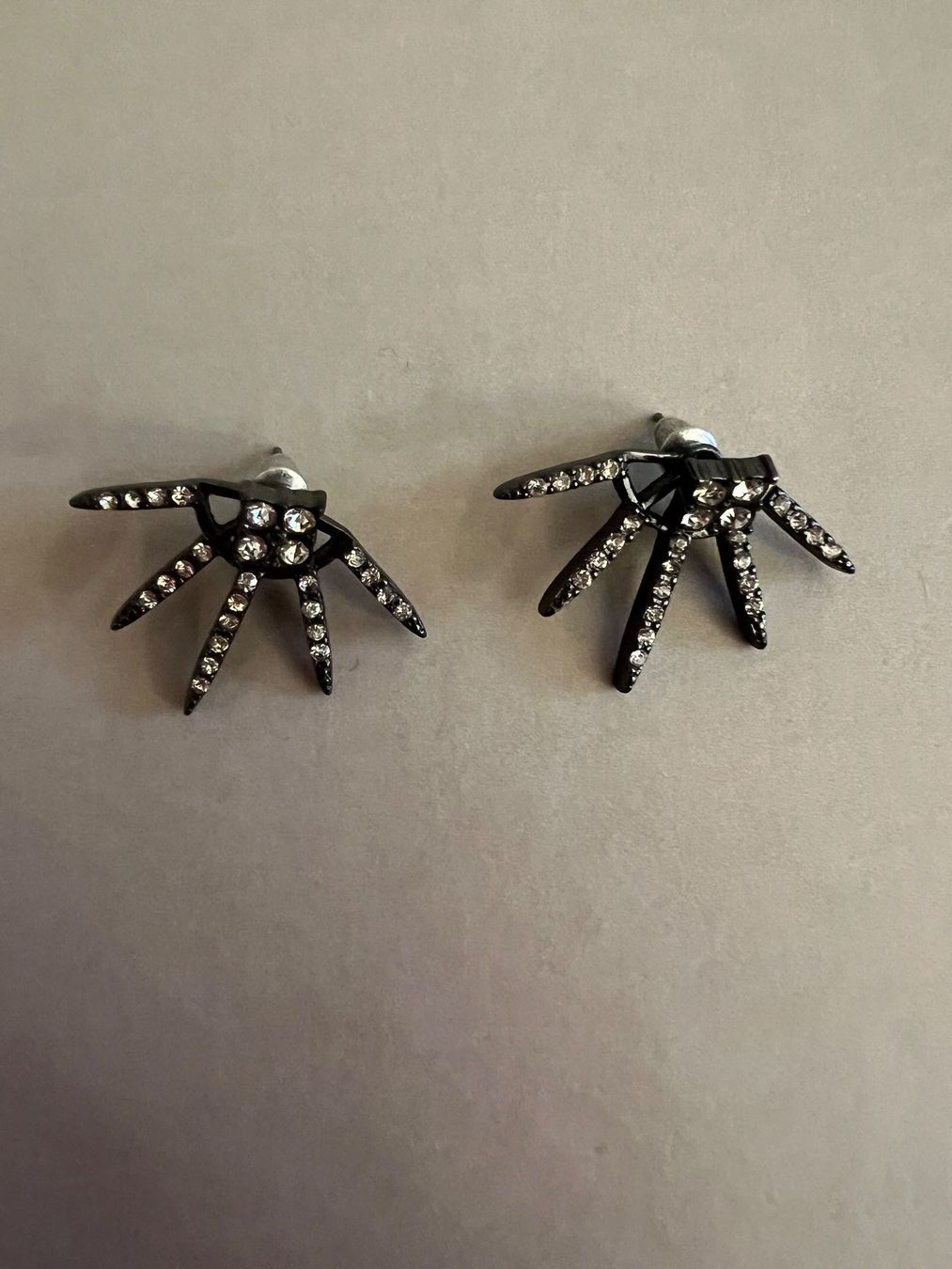 Orecchini pendenti & Orecchini a lobo: Boucles d'oreilles noires, strass – Usato da Genève venduto da joanna11