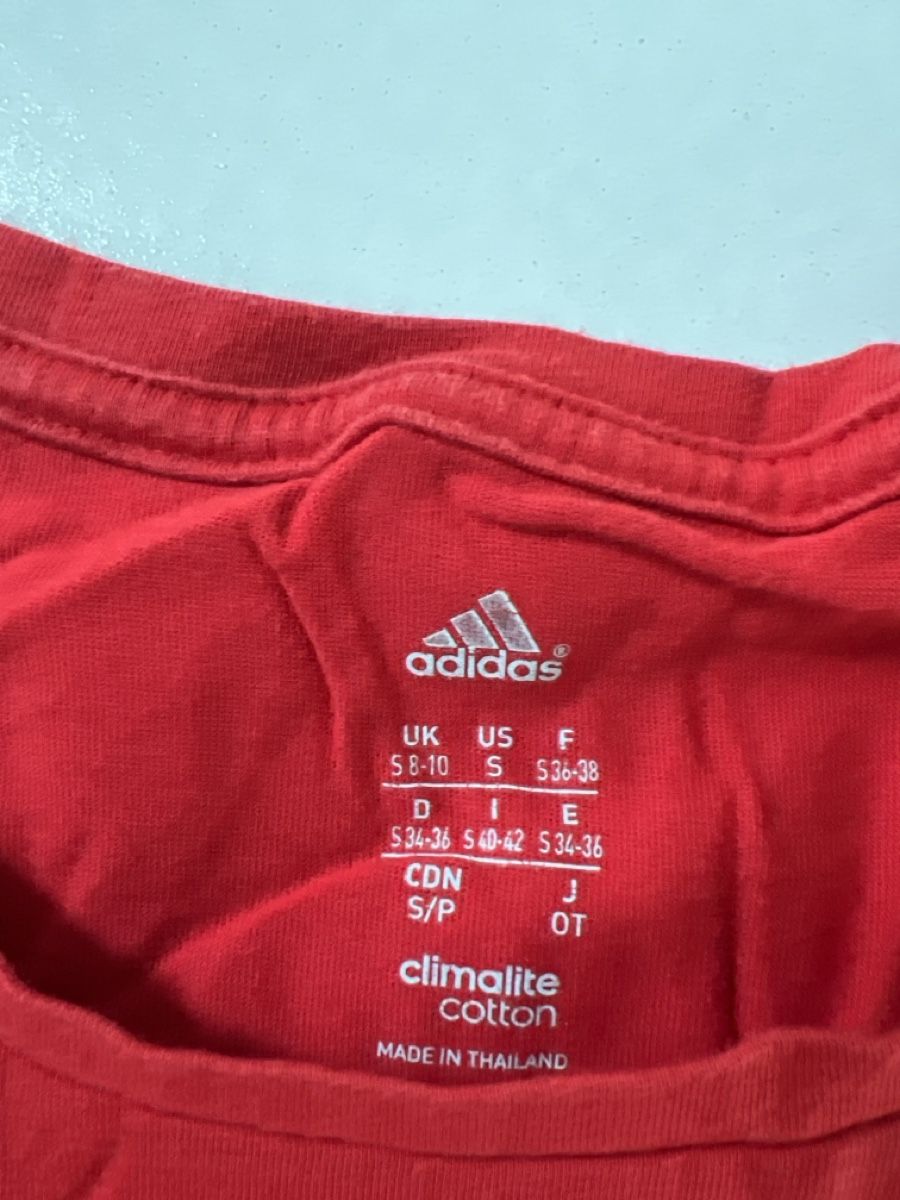 Adidas T-shirt: T-Shirt – Usato da Oberuzwil venduto da DanaB01 2