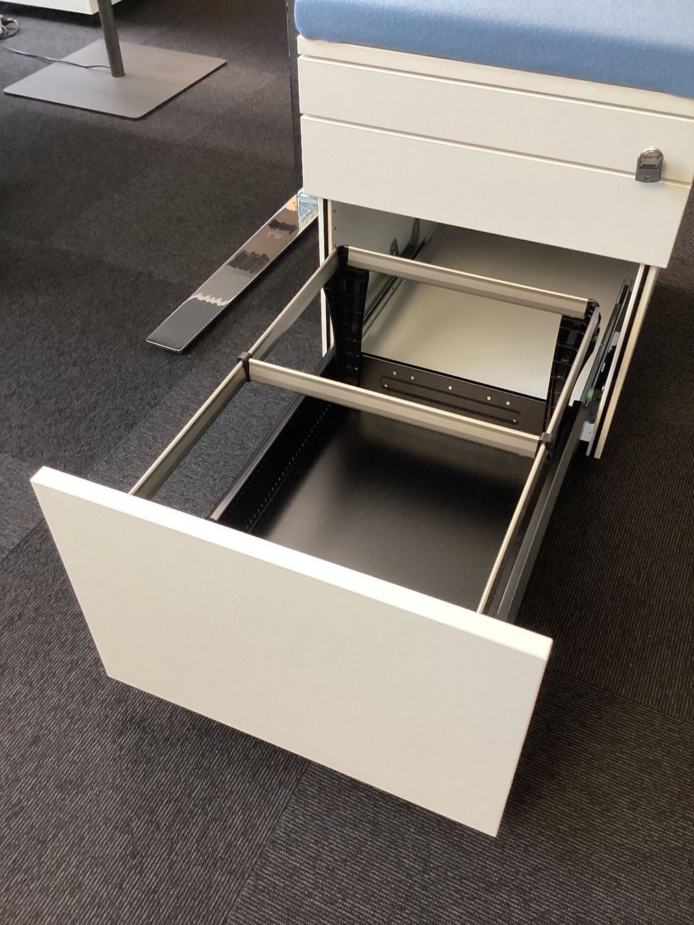 Eléments de bureau: Ophelis Rollcontainer Premium – Neuf (Voir description) à Biel/Bienne par Bureaurama 1