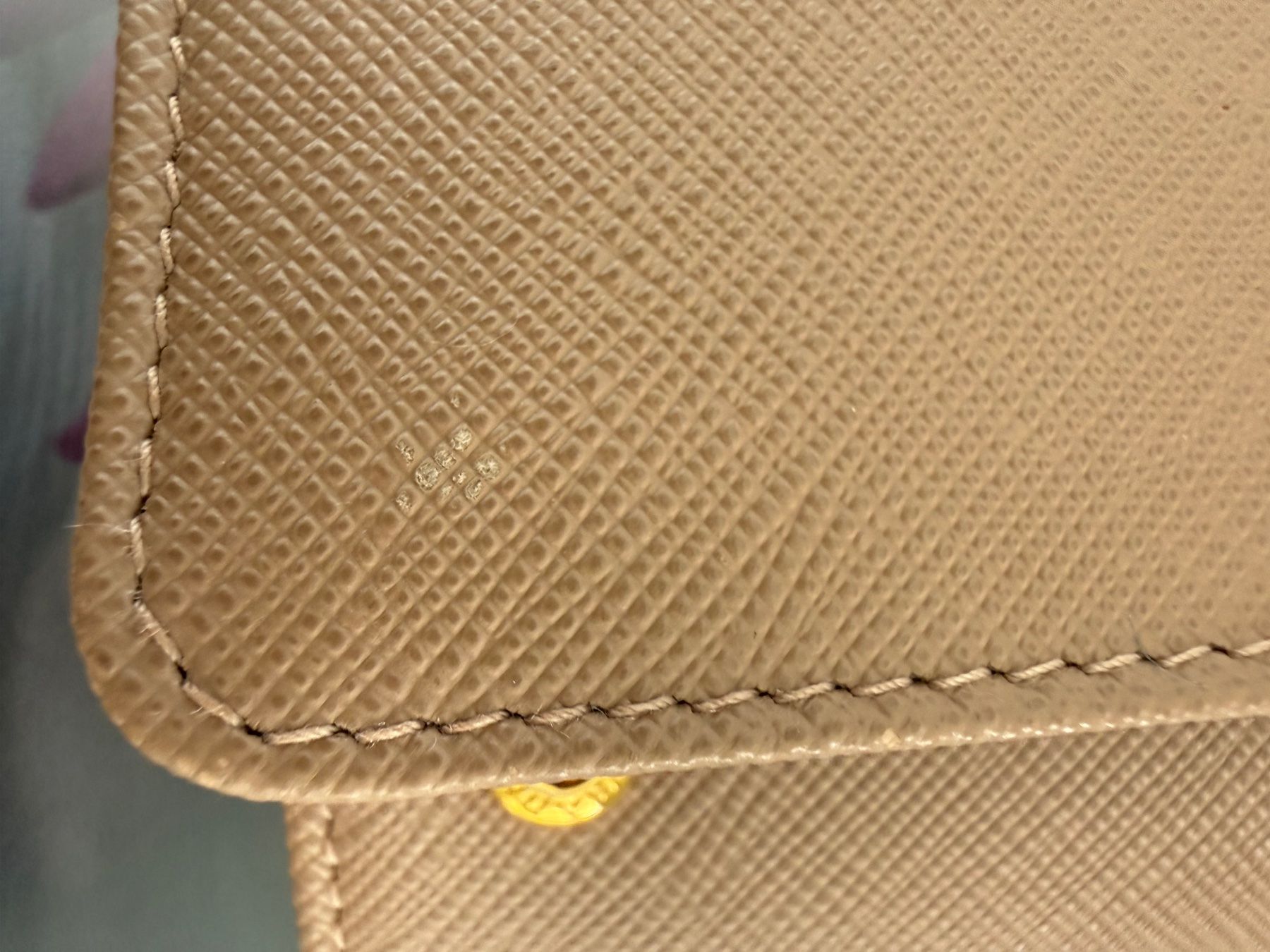 Prada Borse da donna: Prada Wallet on Chain – Nuovo (secondo la descrizione) da Balzers venduto da Lissi57 7