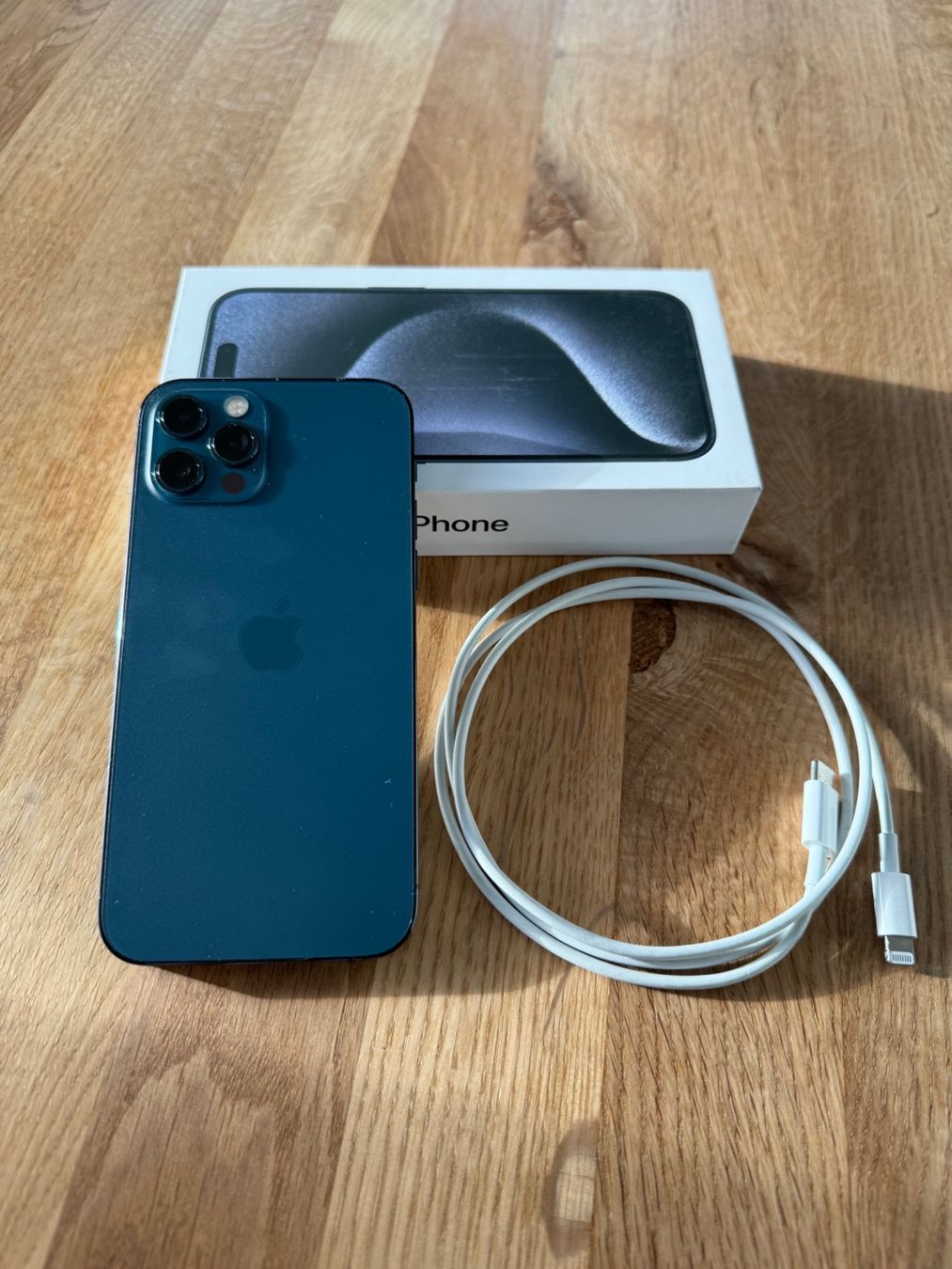 Apple Handys / Smartphones: Apple iPhone 12 Pro Pacific Blue – Neu (gemäss Beschreibung) aus Rickenbach SO von
