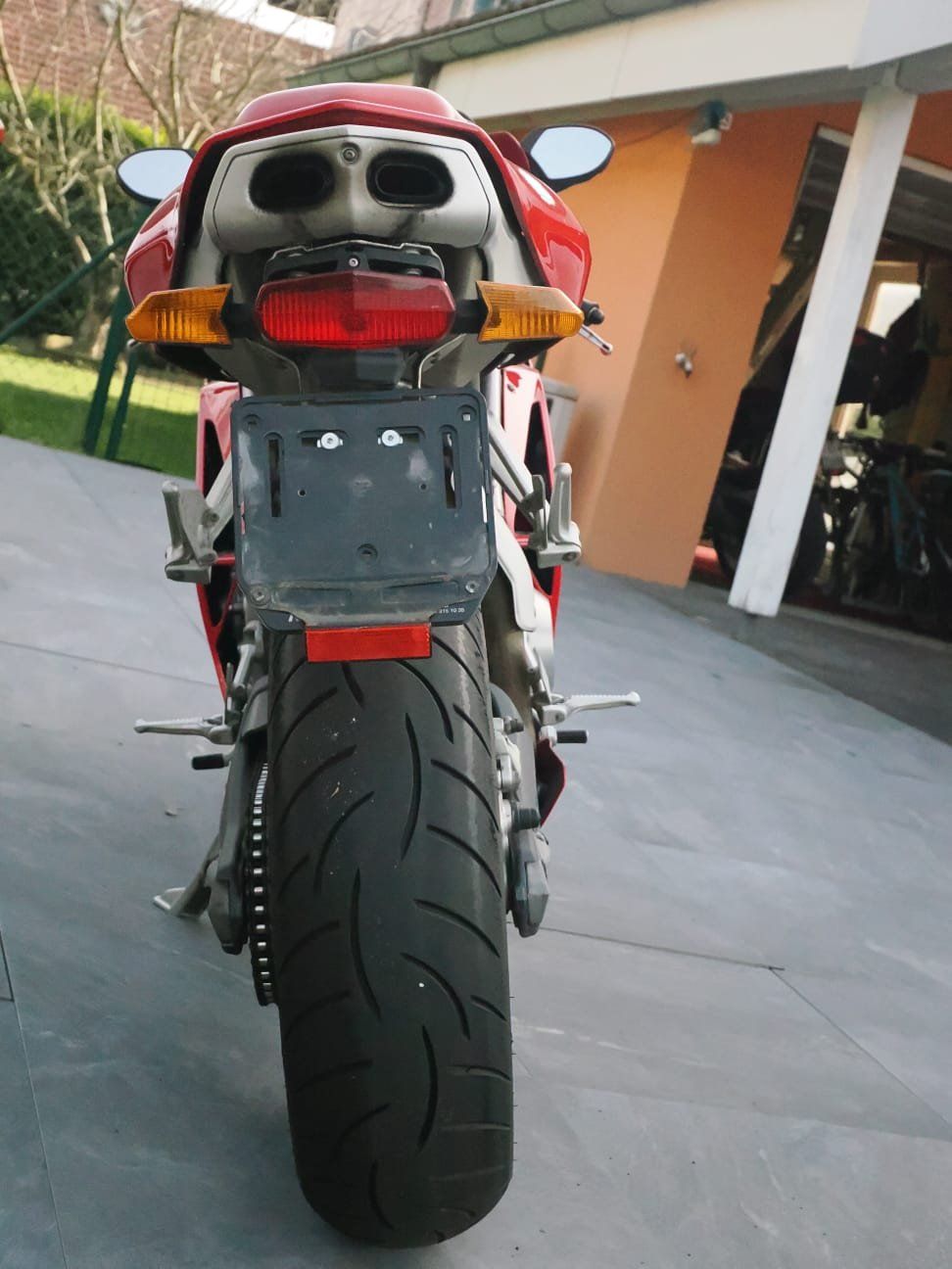 Ducati Strada: Ducati 999 Biposto – Usato da Ollon venduto da Poup 4