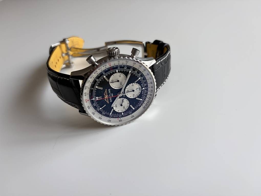 Orologi: Breitling Navitimer B01 Chrono 43 mm  Full Set 2025 – Usato da Bern venduto da chr_h8sv