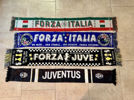 4 Schals Italien / Juventus + Italien Flagge - Vintage