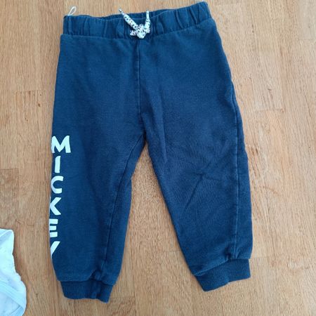 Trainerhose Grösse 92