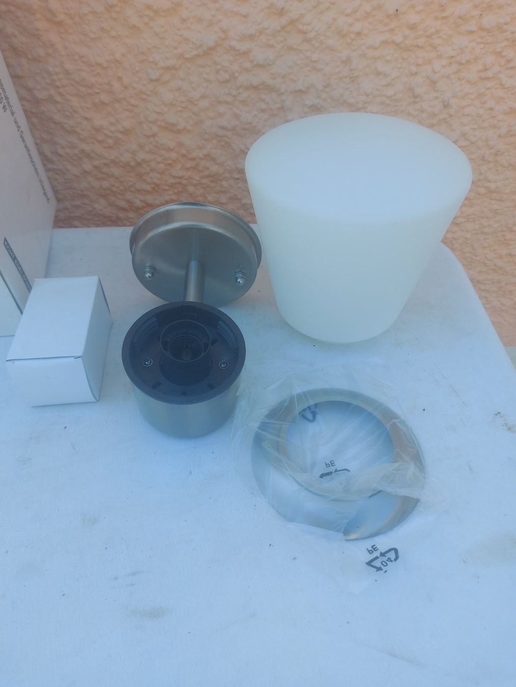 Lampade: Eldelstahl Aussen Leuchte Stehende Form – Nuovo e nell'imballaggio originale da Rheinau venduto da profitronic.shop