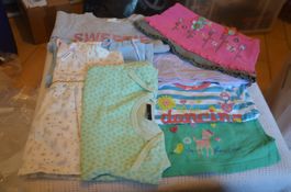 TAILLE 62-68 - KLEIDERPAKET 8 SWEATSHIRT