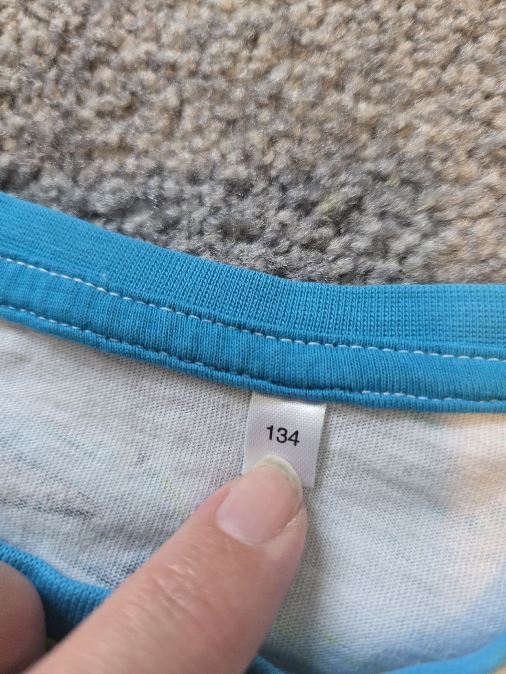 Pigiama & Simili: Pyjama Dinosaurier Grösse 134 – Usato da Unterentfelden venduto da Panda-87 1