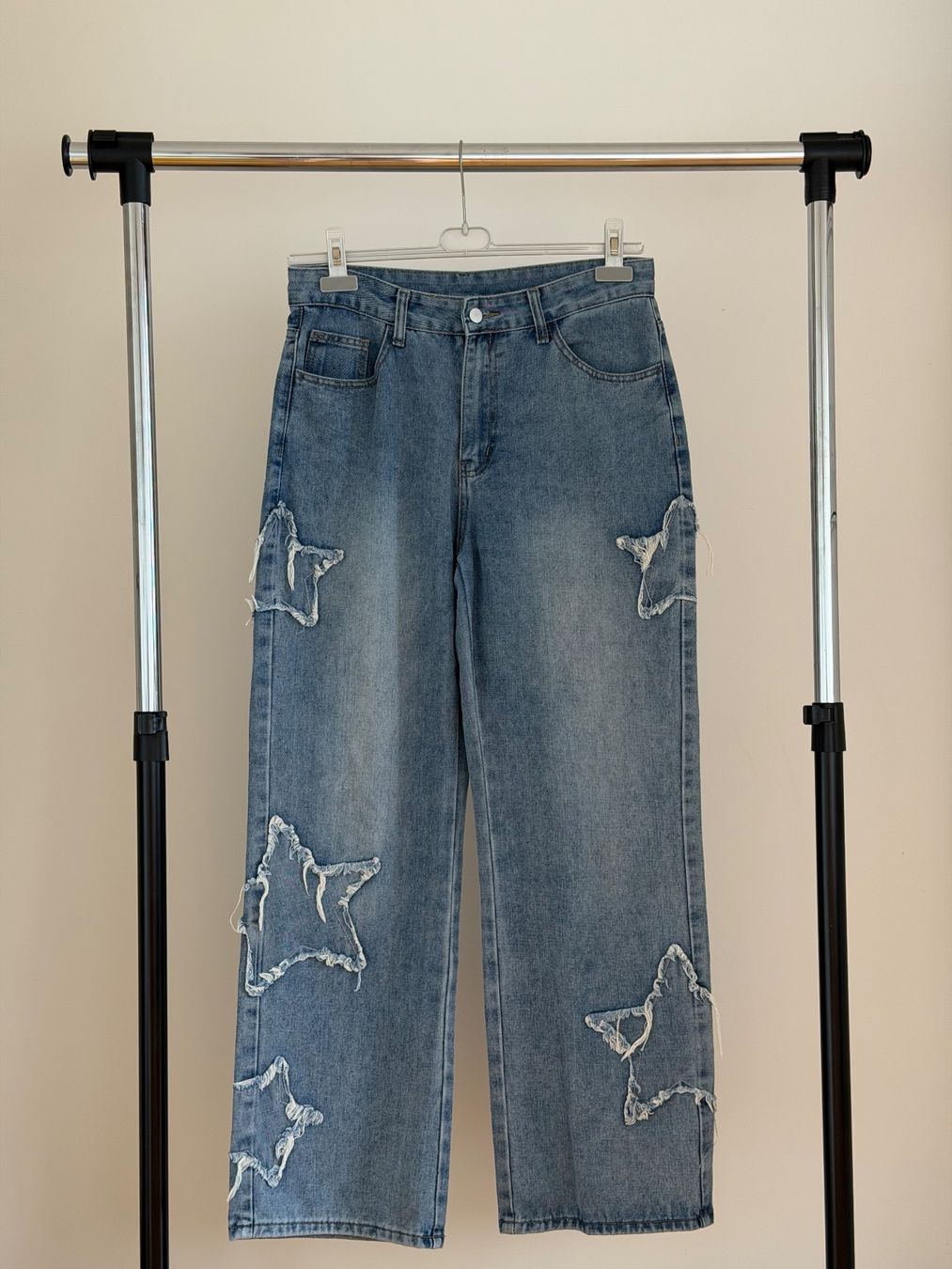 Jeans: Jeans Damen mit Sternen – Gebraucht aus Basel von swi_yp7p
