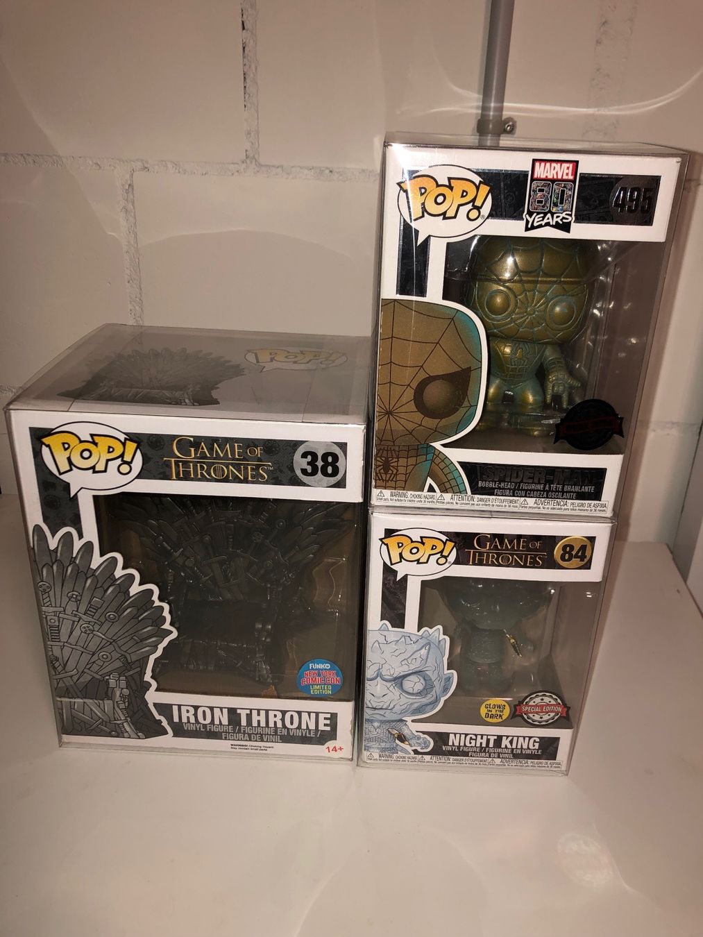 Funko Statuette: Funko Pop Spider-Man & Games of thrones – Nuovo e nell'imballaggio originale da Dürrenäsch venduto da JFAS