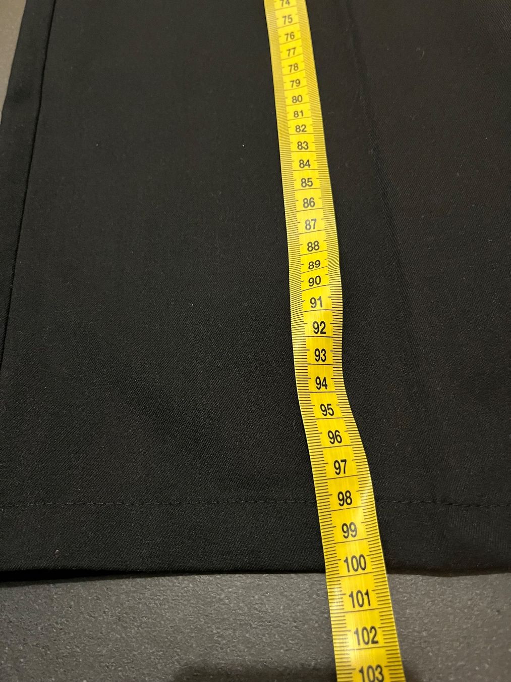 H&M Pantaloni: New pants  H&M size S – Nuovo (secondo la descrizione) da Chêne-Bougeries venduto da Seetooyoo 6