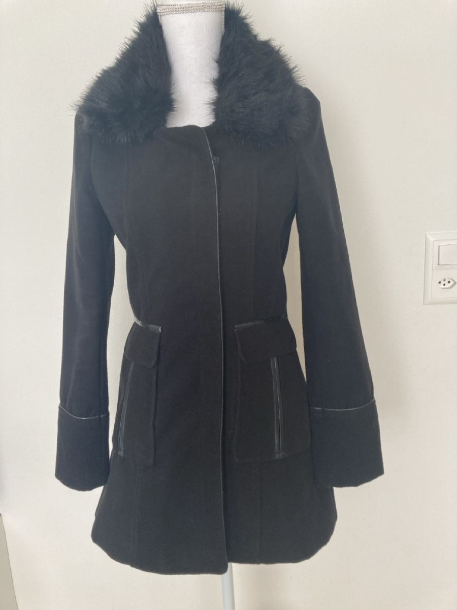 Yes Or No Cappotti: Jacke S – Usato da Küssnacht am Rigi venduto da Anacerna