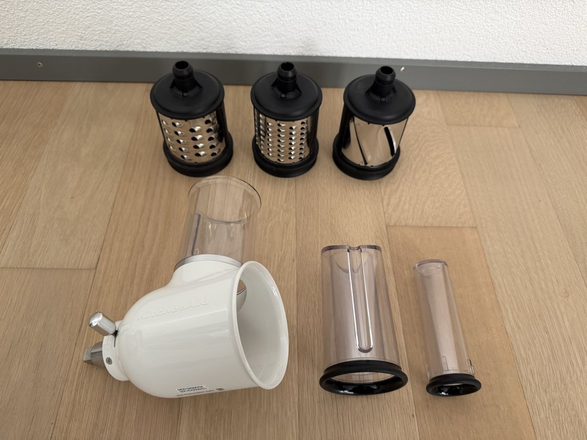 Kitchenaid Elettrodomestici da cucina: KitchenAid Artisan mit Zubehör - 300 Watt – Usato da Dübendorf venduto da fre_bn6f 6