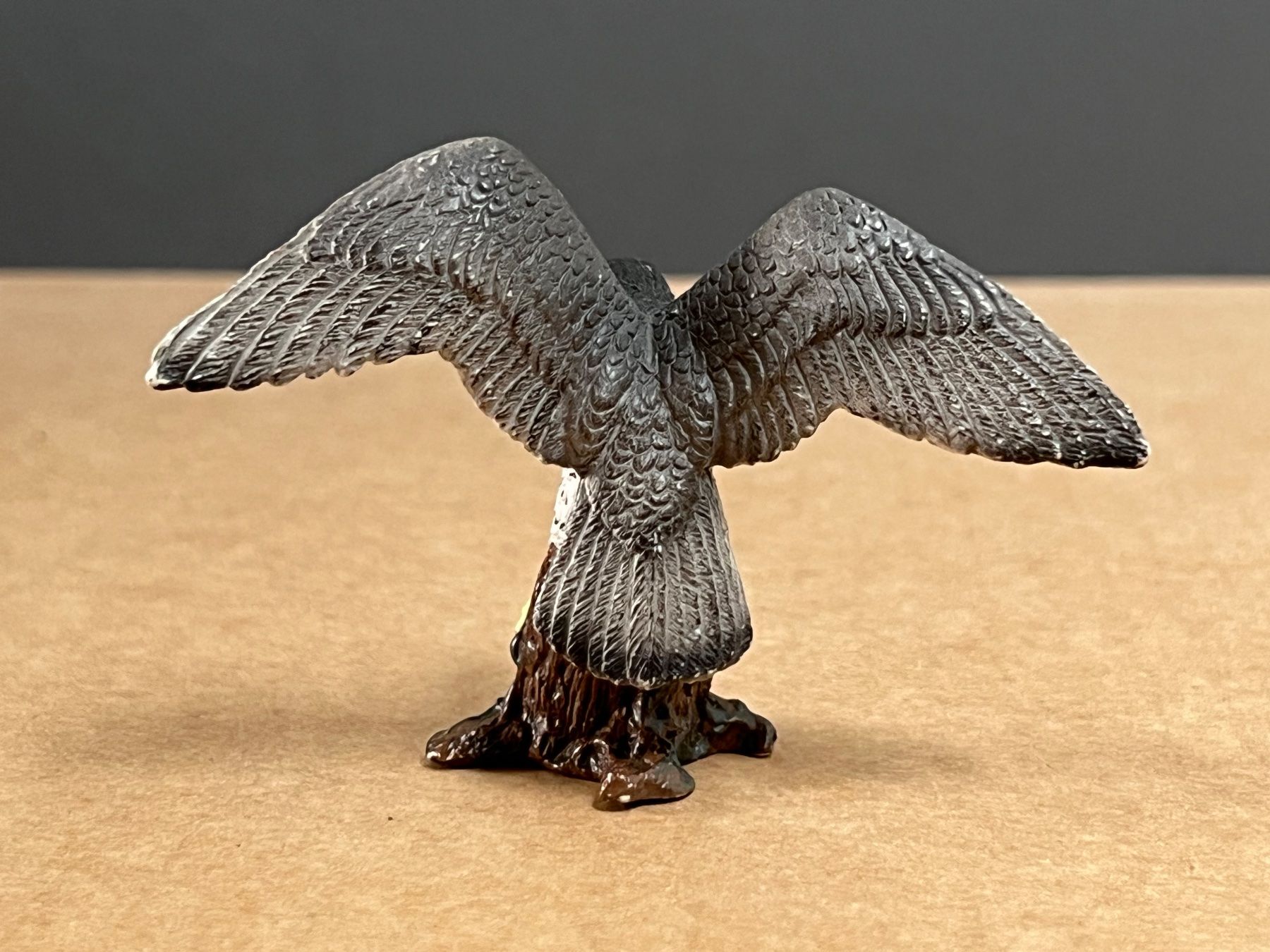 Schleich Statuette: Schleich Wanderfalke Vogel Falke Germany – Usato da Ennetbaden venduto da mapa05 4