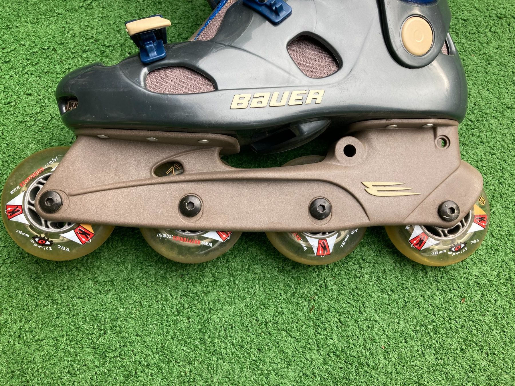 Bauer Pattini in linea & Pattini a rotelle: Bauer V-Tech 9  Gr. 40  Inline Skates – Usato da Gerlafingen venduto da Skidmore 1