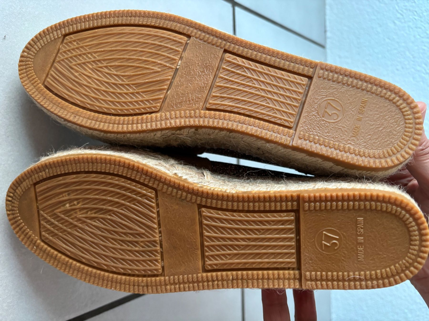 Scarpe da donna: espadrilles Schuhe Katze Gr. 37 – Nuovo (secondo la descrizione) da Trübbach venduto da hik_gh6y 2