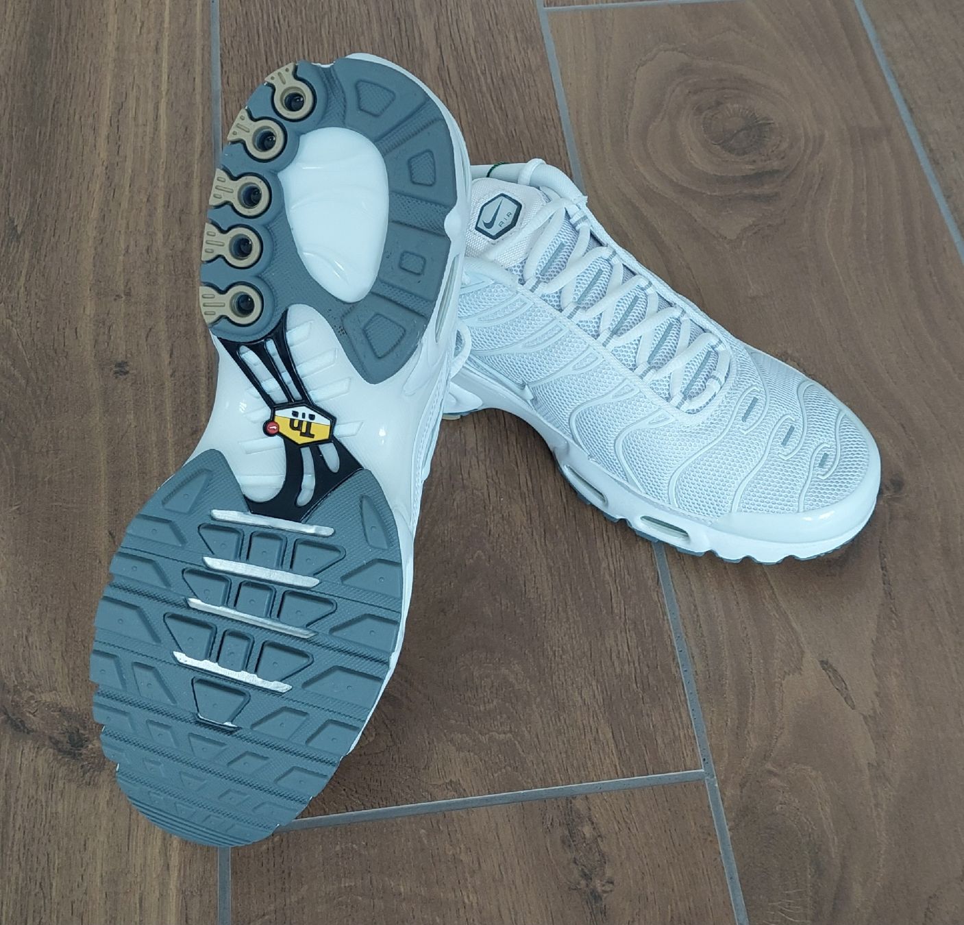Nike Herrenschuhe: NEU - Air Max Plus TN – Neu und originalverpackt aus Dübendorf von huebi01 2