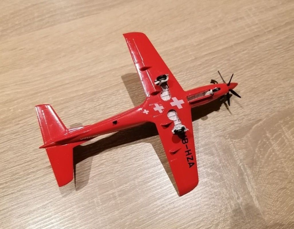Schweizer Armee Kit di modellismo & Modellini statici: PC 21 Swiss Army – Nuovo (secondo la descrizione) da Brunnen venduto da pepone08 5