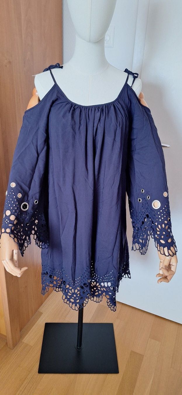 Guess Vestiti: Guess, robe / Kleid – Nuovo (secondo la descrizione) da Lussery-Villars venduto da pousinete02 3