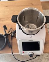 Monsieur Cuisine Connect von SilverCrest mit Zubehör