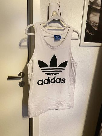 Adidas Top