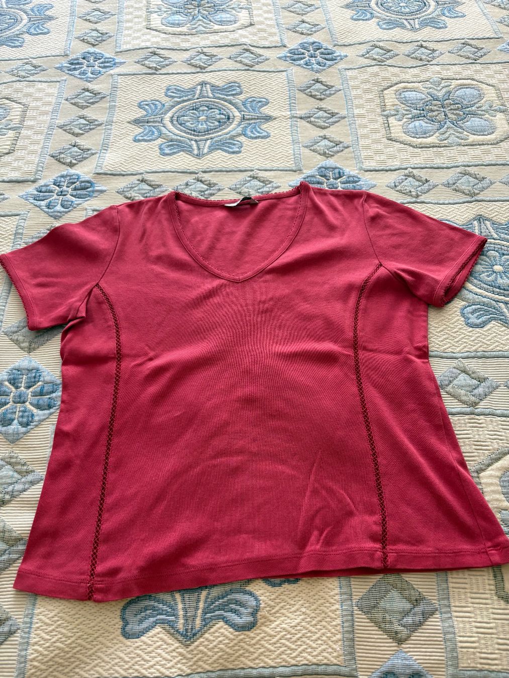 Kleiderpakete: Dame-kurze- Hose und T- Shirt – Gebraucht aus Zürich von luc_2t2q 3