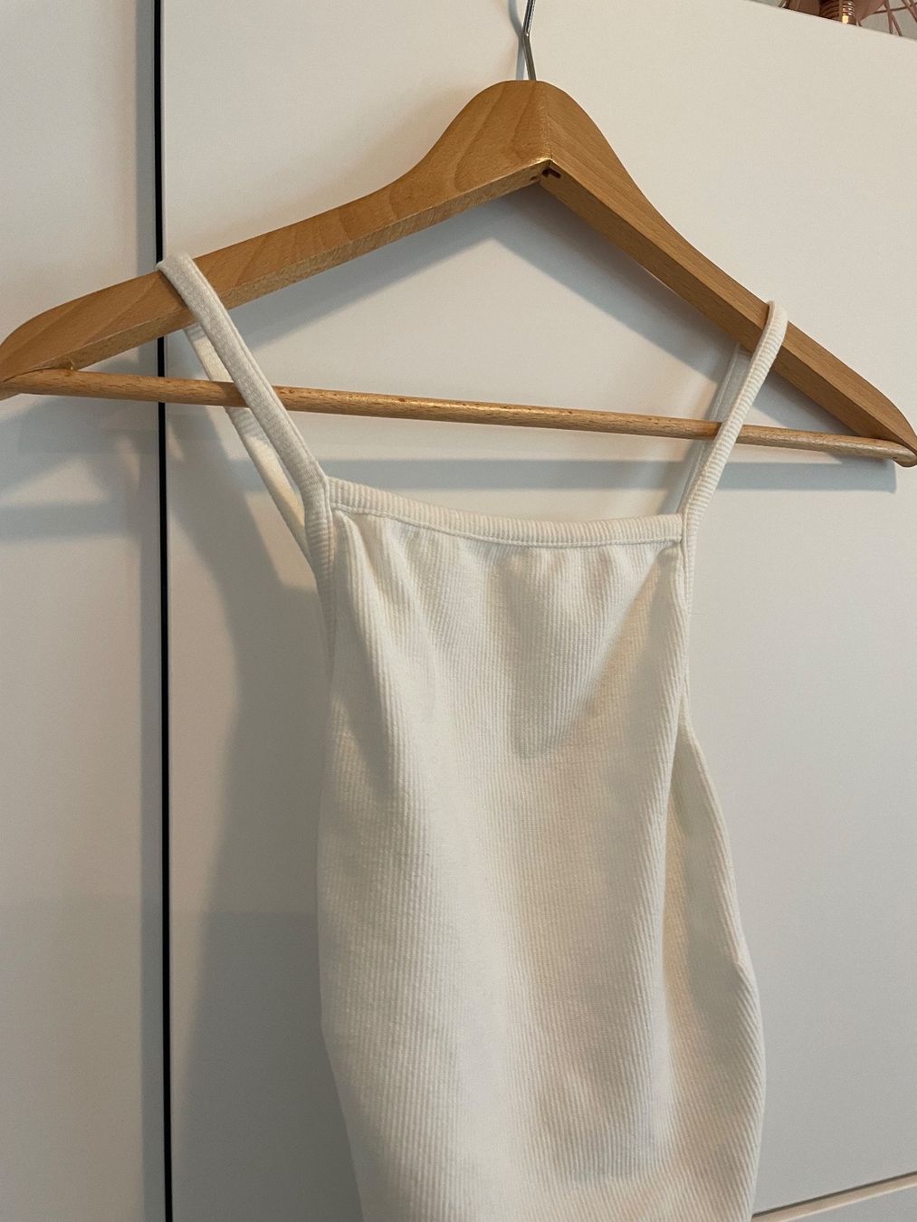 Brandy Melville Top: Body blanc Brandy Melville – Nuovo (secondo la descrizione) da Pully venduto da kaba07 1