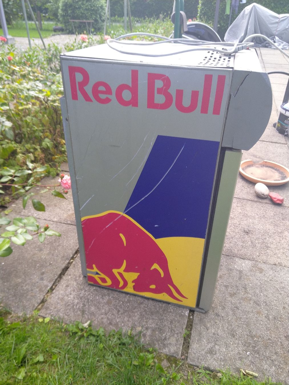 Red Bull Kühlschrank: Red Bull Kühlschrank  – Defekt aus Horw von Human78 3