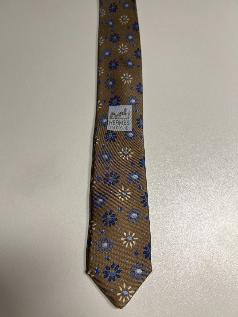 Hermès Cravatte: Hermès Blumen Krawatte – Nuovo (secondo la descrizione) da Bern venduto da kurtikobolt74 3
