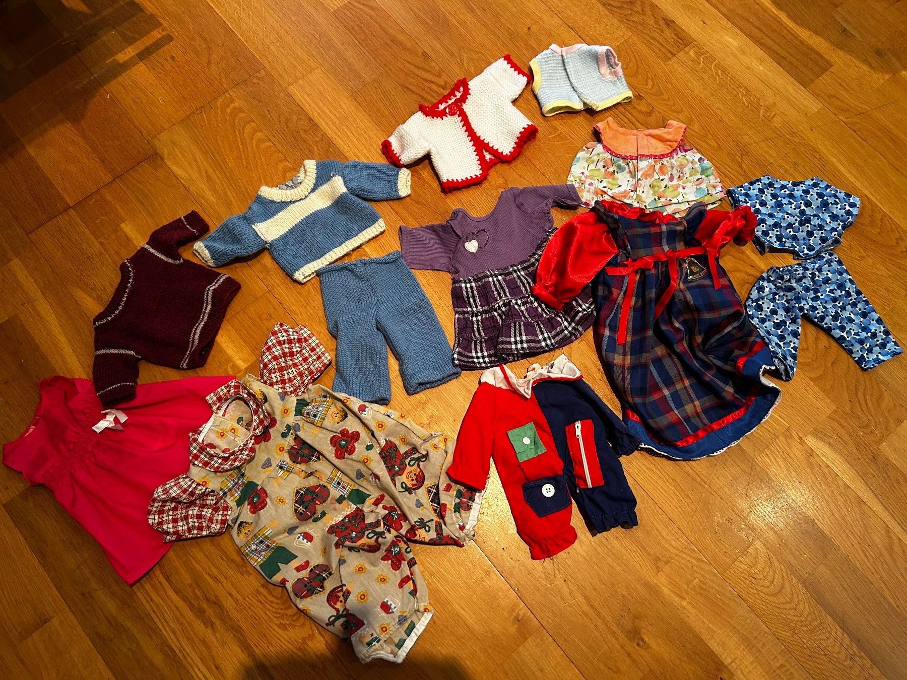 Bambole: verschiedene Puppenkleider – Usato da Dagmersellen venduto da kouk01 1